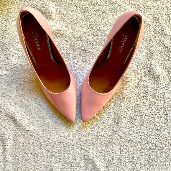 J.Renee Shoes - J. Renee soft pink, patent leather heels
